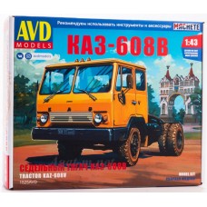 1525-КИТ Сборная модель КАЗ-608В седельный тягач
